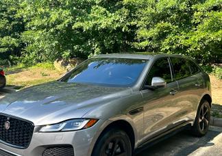 Jaguar F-Pace car