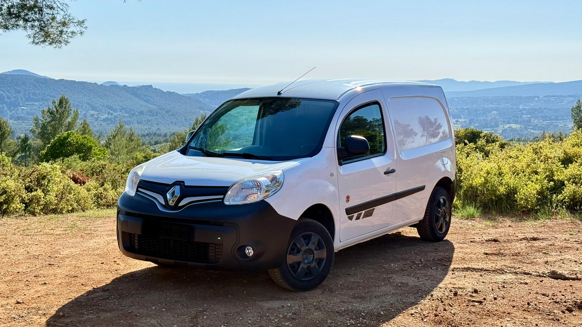 Renault KANGOO EXPRESS II 2017 à Le Beausset