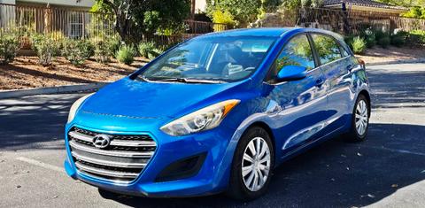 Hyundai Elantra GT 2017