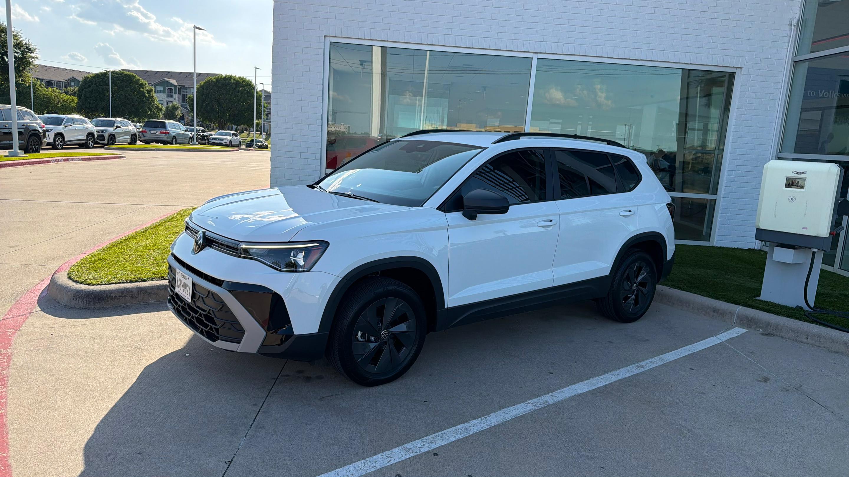Volkswagen Taos 2026 in Euless, TX