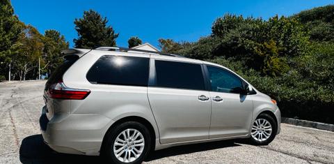 Toyota Sienna 2016