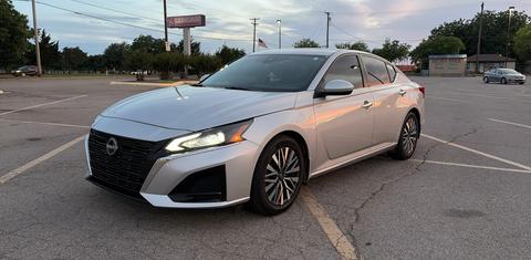 Nissan Altima 2023