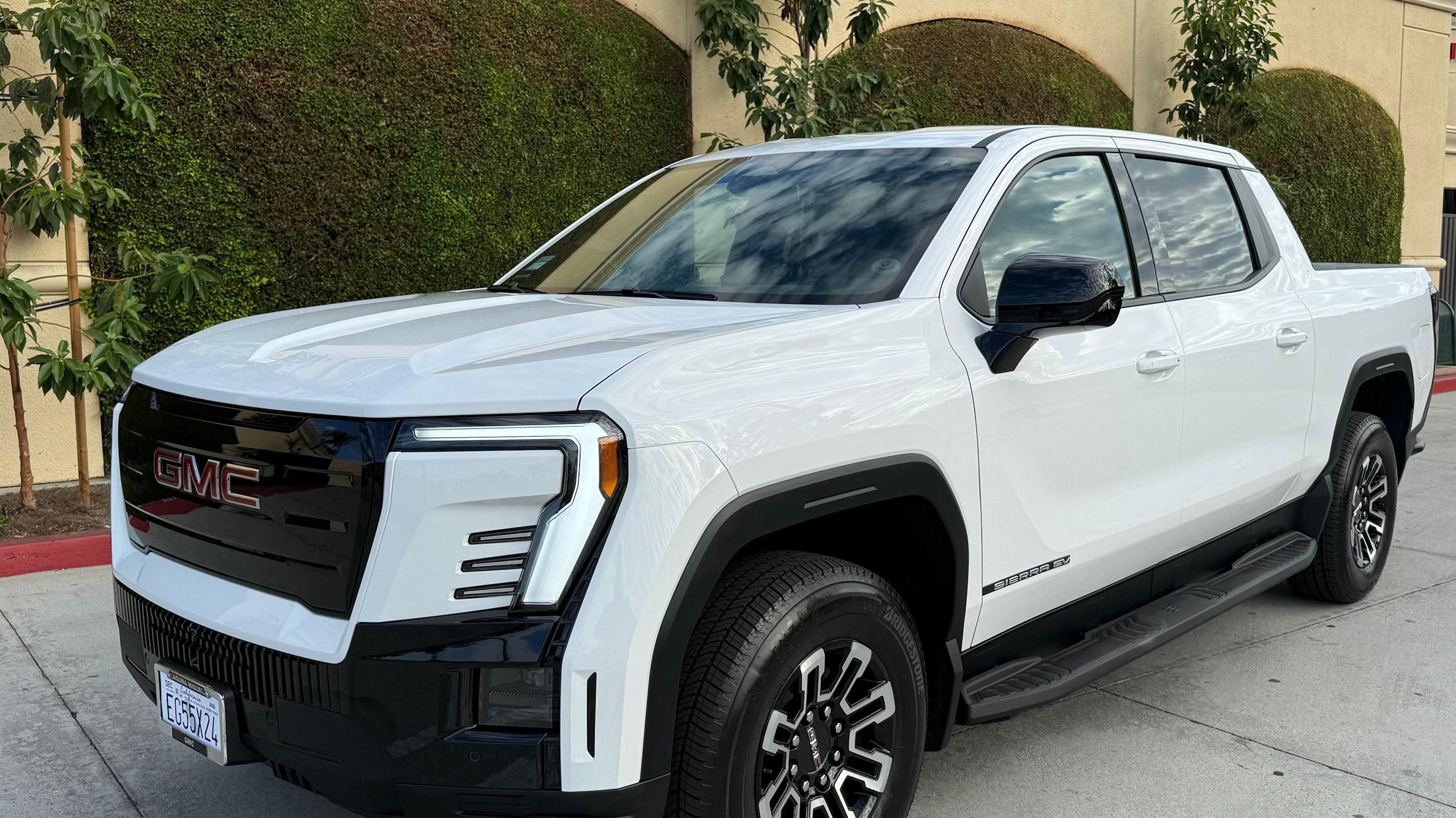 GMC Sierra EV 2026 in 