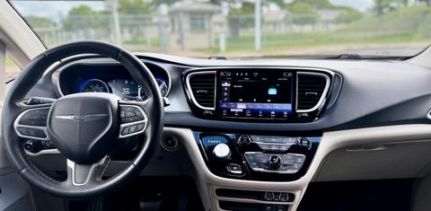 Chrysler Pacifica 2022