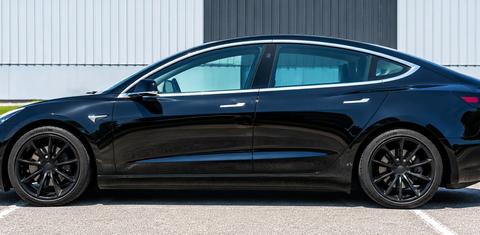 Tesla Model 3 2019