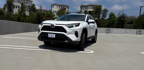 Toyota RAV4 2025