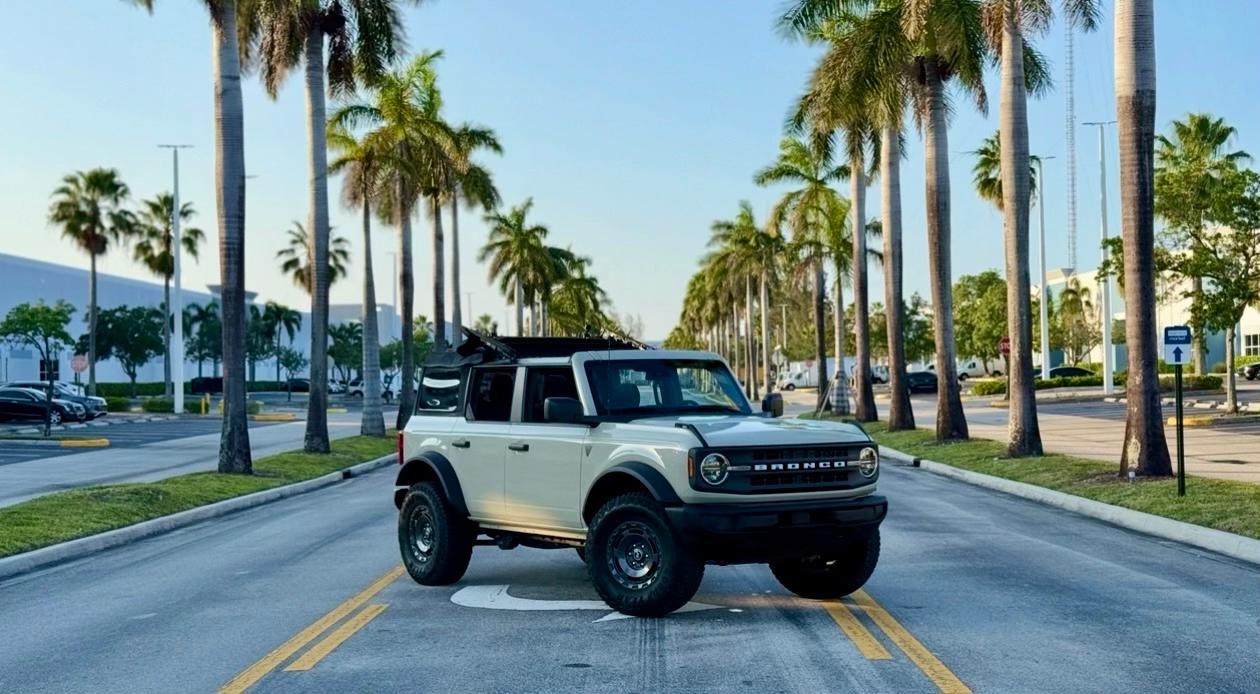 Ford Bronco 2025 in Hallandale Beach, FL