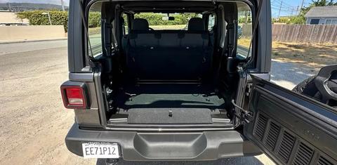 Jeep Wrangler 2025