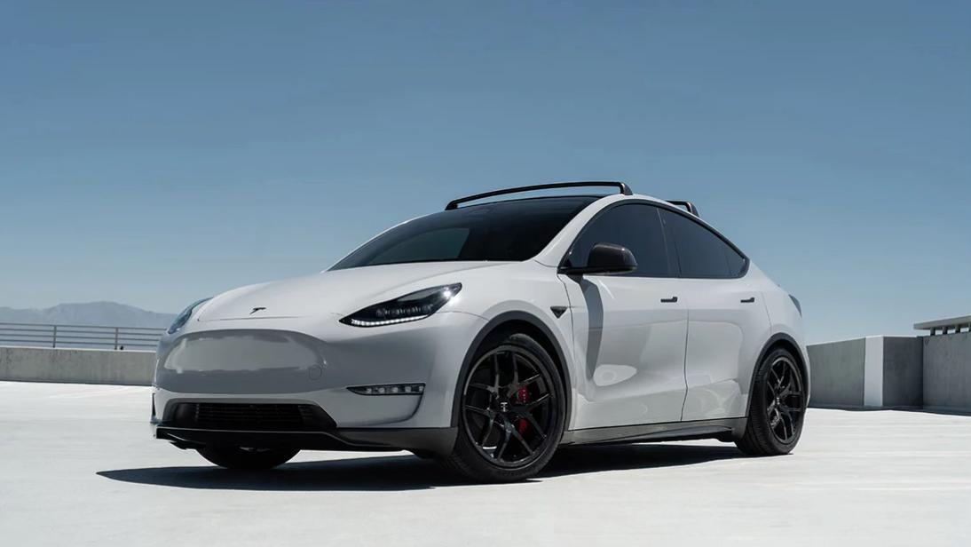 Tesla Model Y 2021 in 