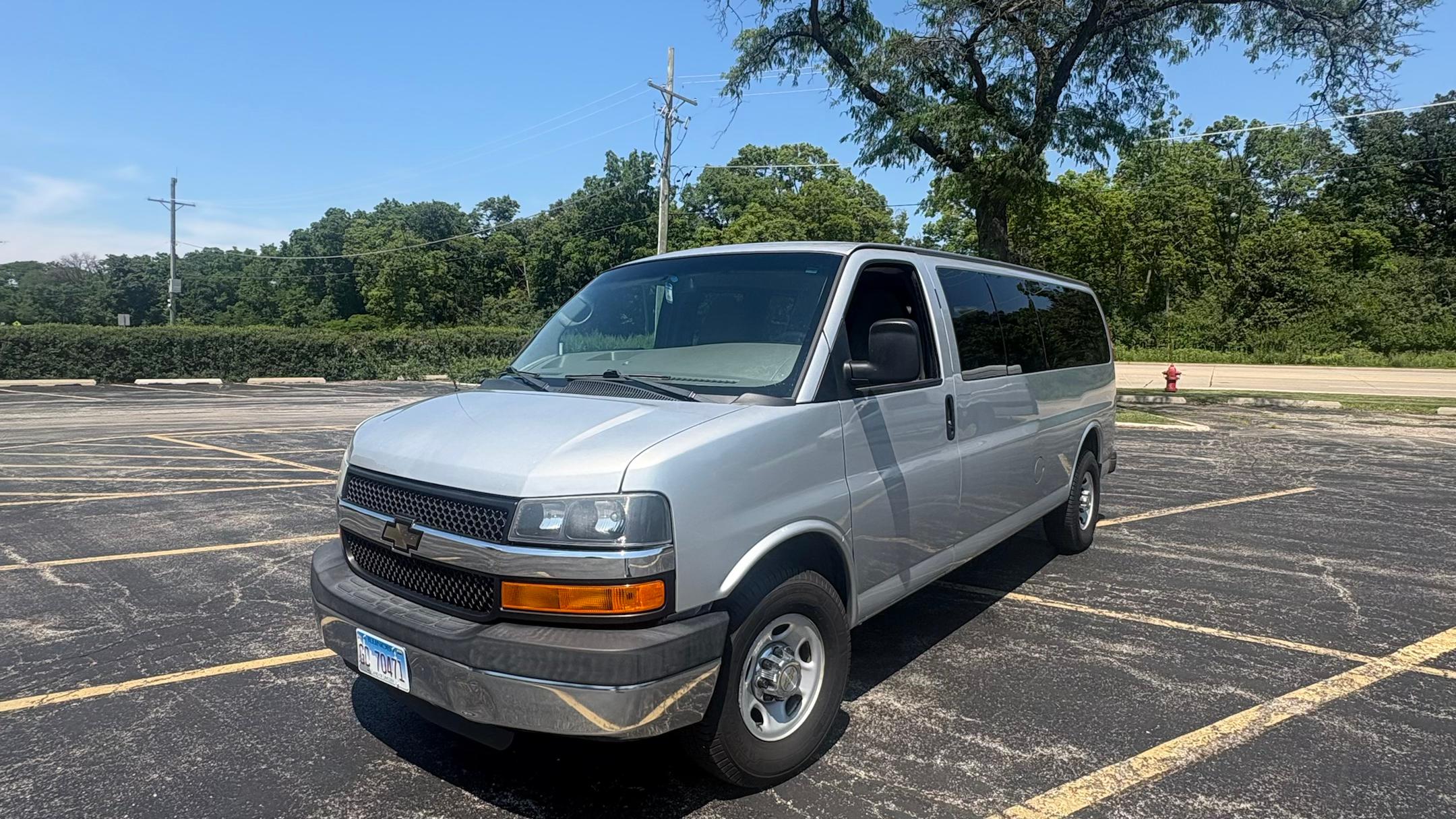 Chevrolet Express 2015 in Des Plaines, IL