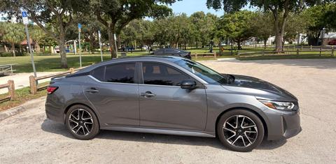 Nissan Sentra 2024