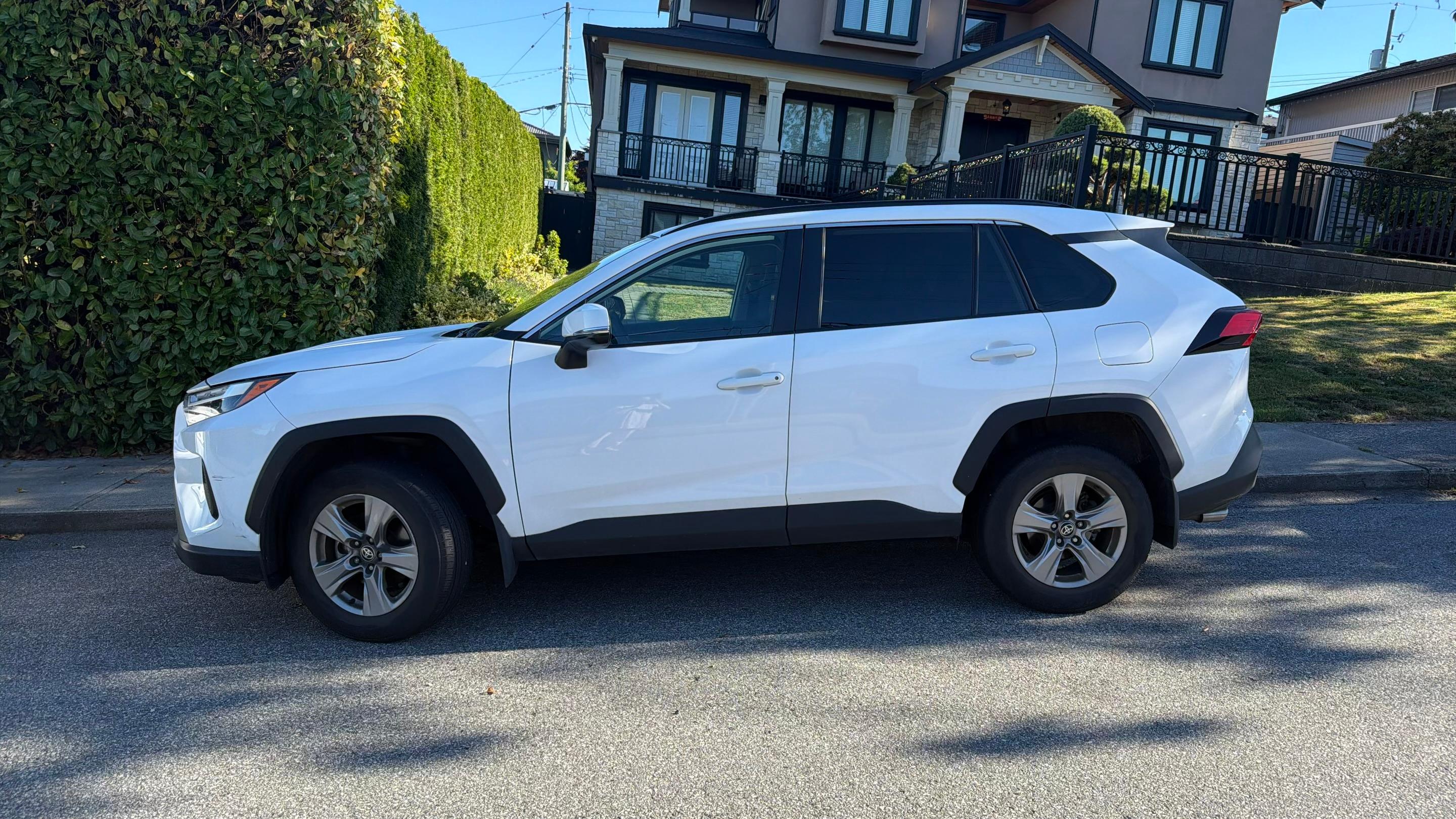 Toyota RAV4 2024 in Burnaby, BC