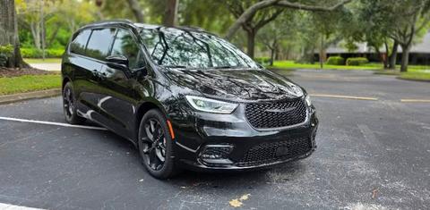 Chrysler Pacifica 2025