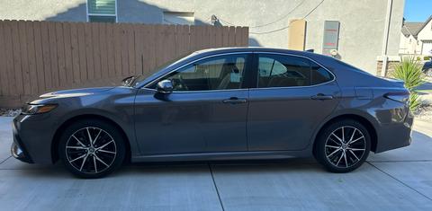 Toyota Camry Hybrid 2023