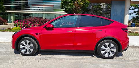 Tesla Model Y 2023