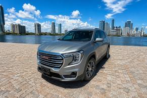 GMC Terrain 2024 in Coral Gables