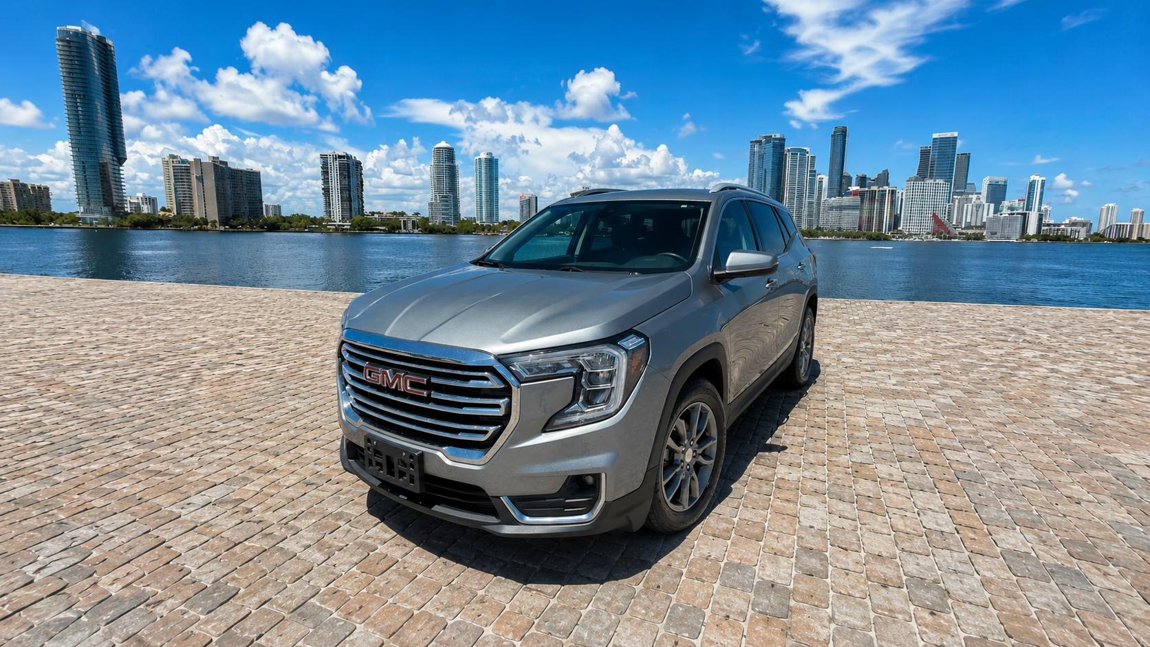 GMC Terrain 2024 in Coral Gables, FL