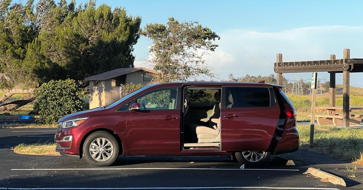 Mini Van Kia Carnival Camper Conversion The Kia Carnival Is Way