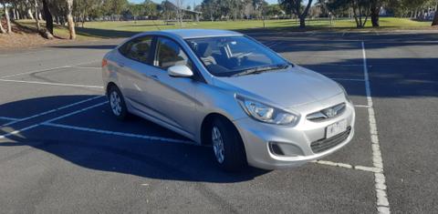 Hyundai ACCENT 2013