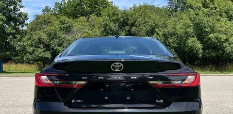 Toyota Camry Hybrid 2025