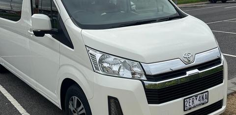 Toyota HIACE 2021