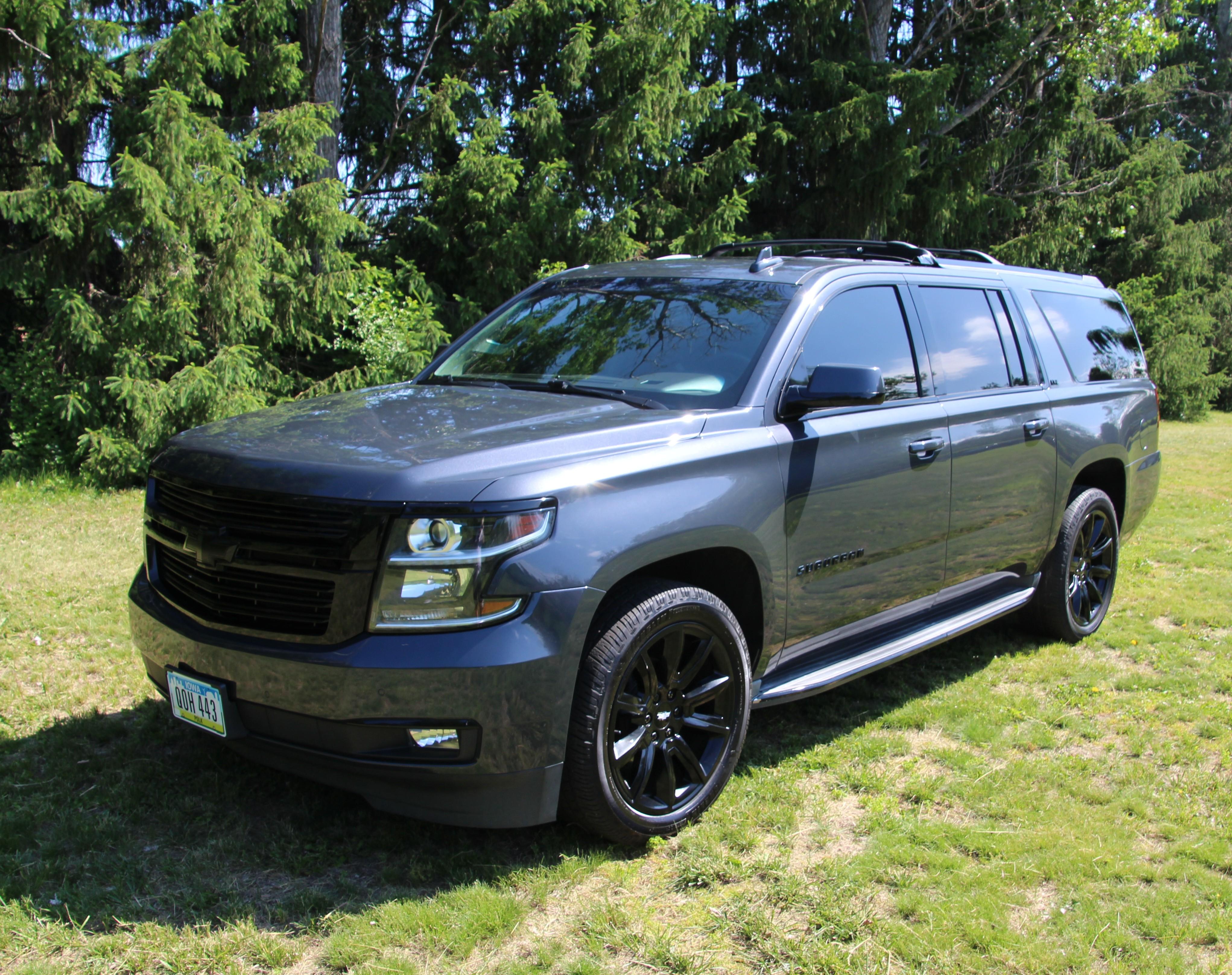 Chevrolet Suburban 2015 in Des Moines, IA