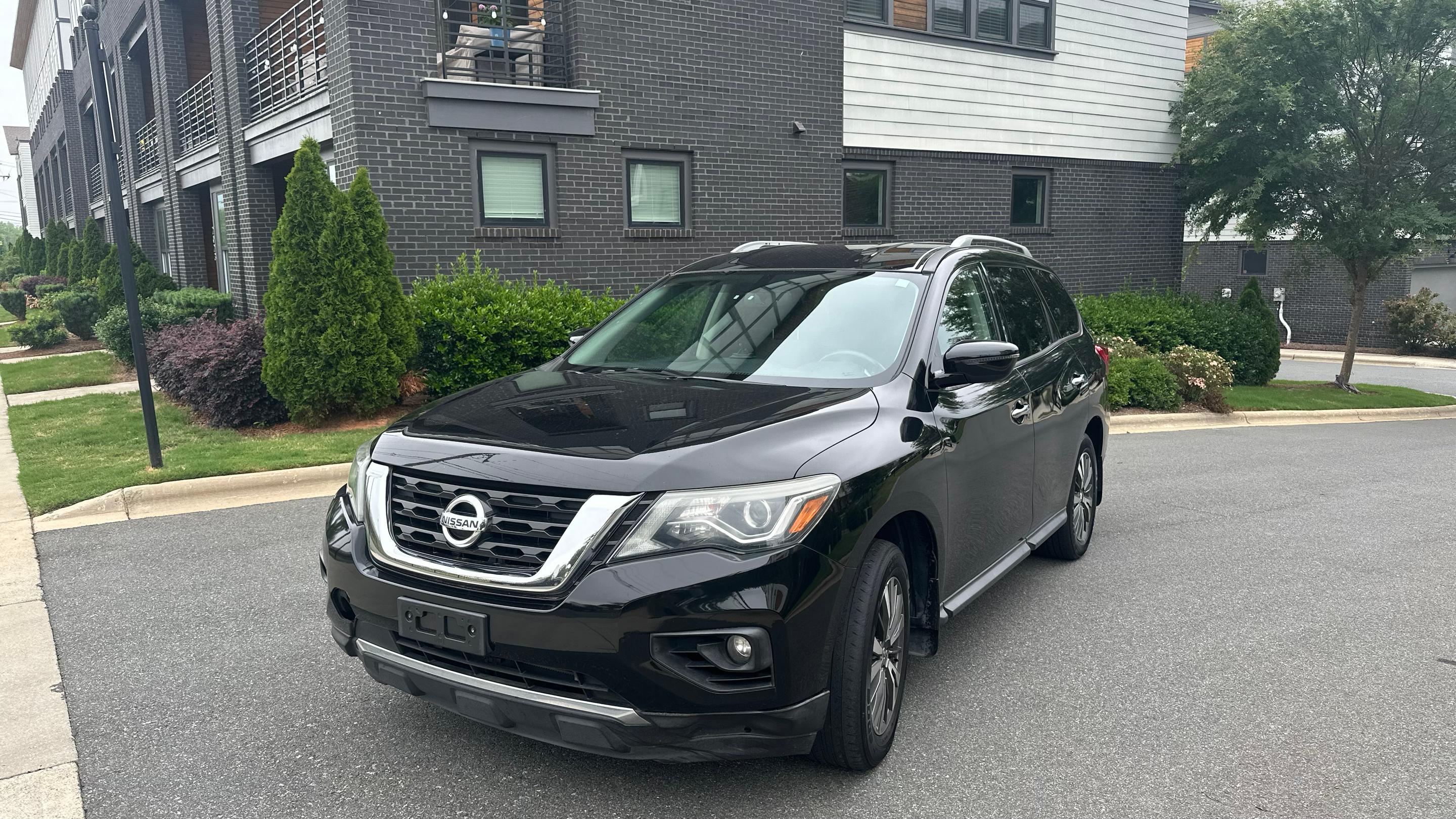 Nissan Pathfinder 2018 in Charlotte, NC