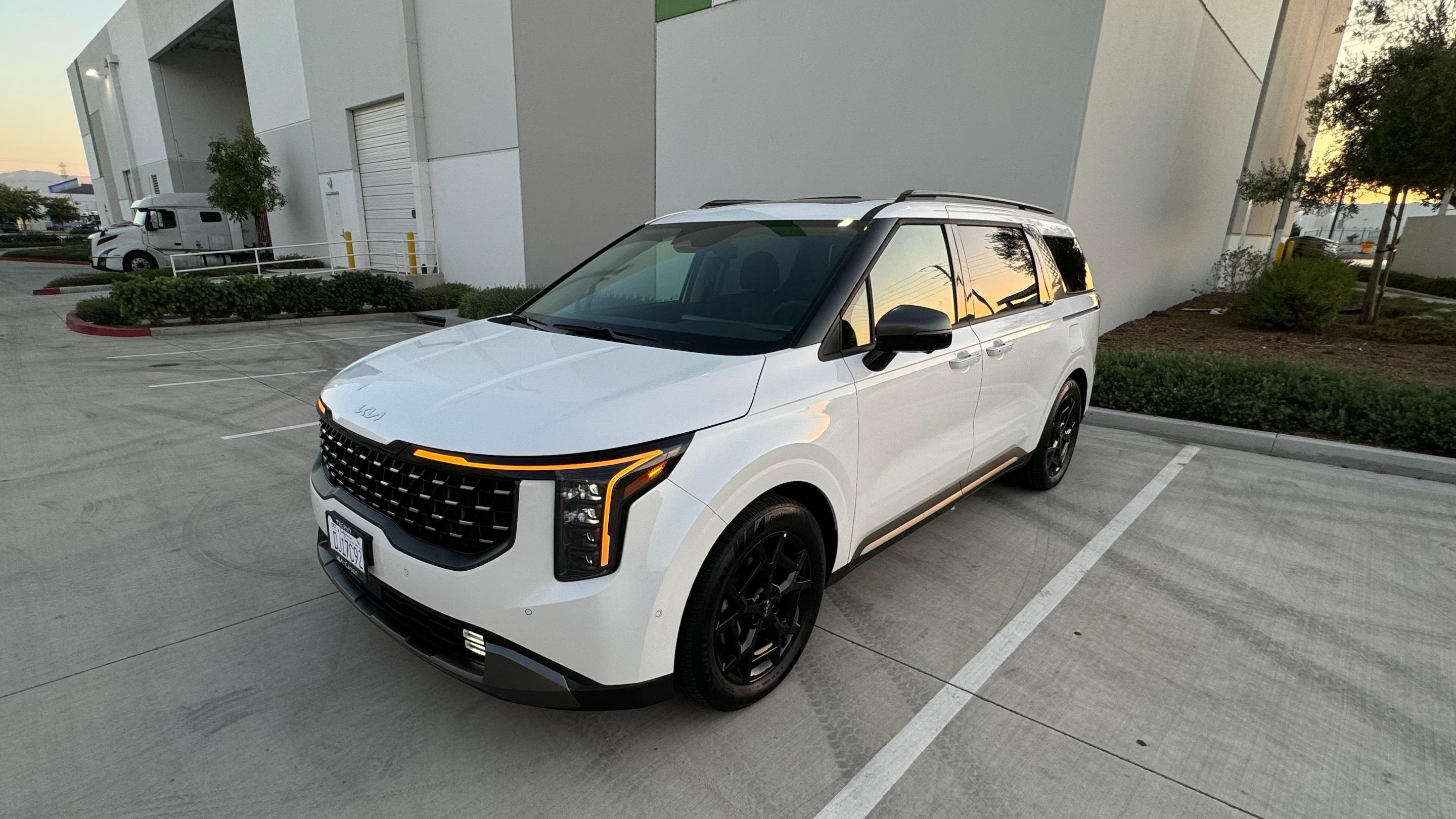 Kia Carnival 2025 in Ontario, CA