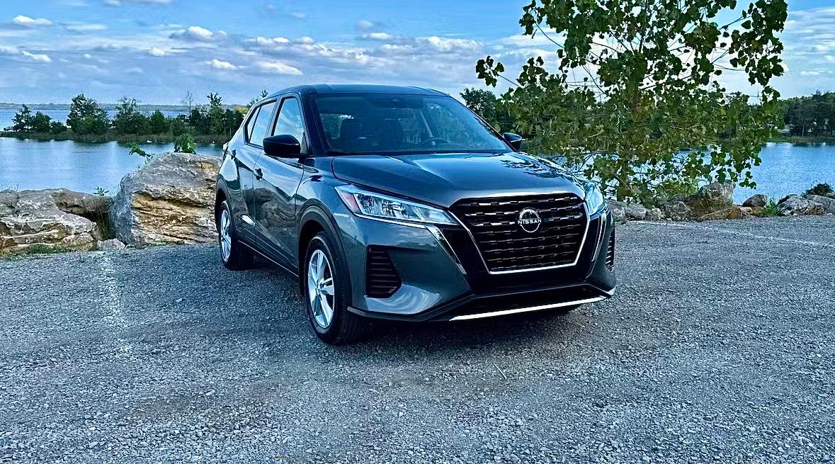 Nissan Kicks Play 2025 in Nashville, TN