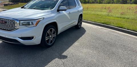 GMC Acadia 2017