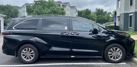 Toyota Sienna 2024