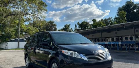 Toyota Sienna 2015