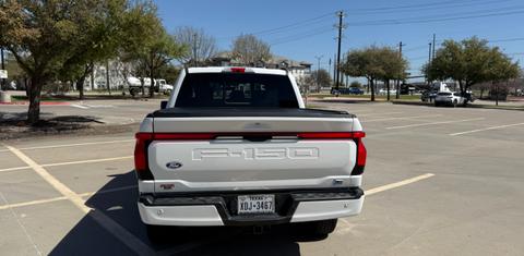 Ford F-150 Lightning 2025
