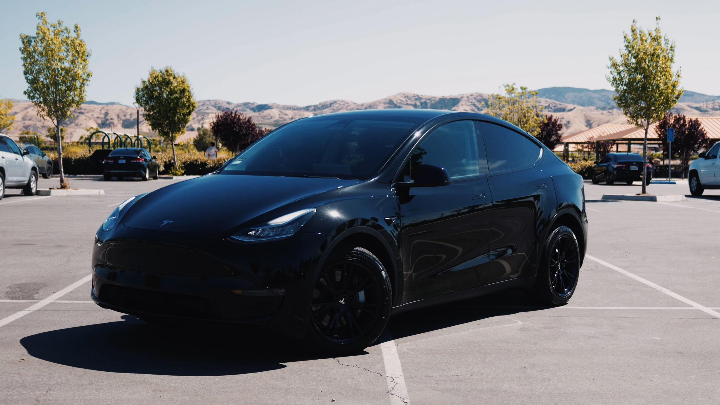 Tesla Model Y 2023 in Loma Linda, CA