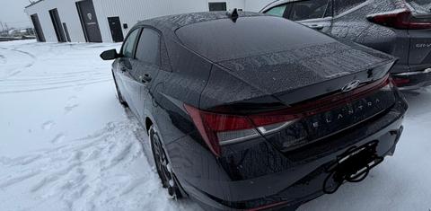 Hyundai Elantra 2022