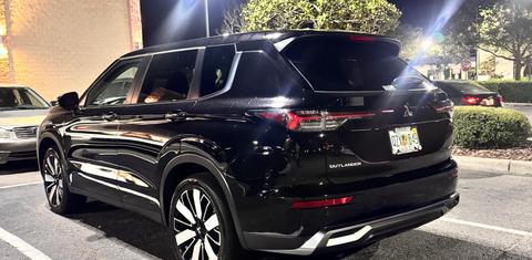 Mitsubishi Outlander 2025