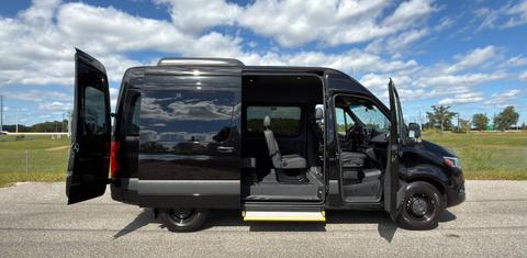 Mercedes-Benz Sprinter 2025
