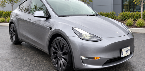 Tesla Model Y 2025