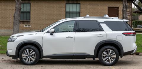 Nissan Pathfinder 2024