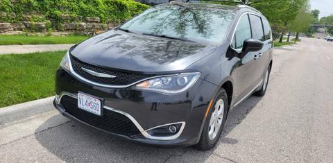 Chrysler Pacifica 2017