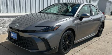 Toyota Camry Hybrid 2025