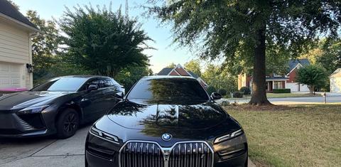 BMW i7 2025