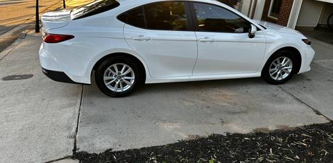 Toyota Camry Hybrid 2026