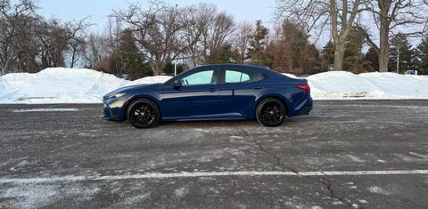 Toyota Camry Hybrid 2025