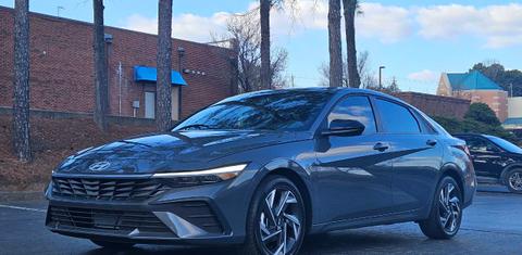 Hyundai Elantra 2025