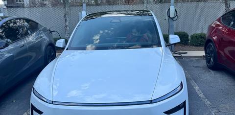Tesla Model Y 2026