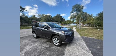 Toyota RAV4 2024