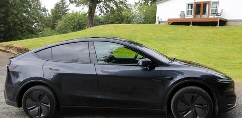 Tesla Model Y 2026