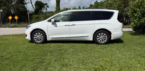 Chrysler Pacifica 2019