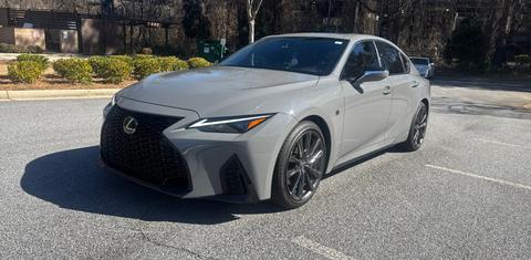 Lexus IS 2025